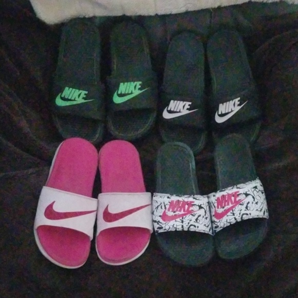 Nike slides - Picture 1 of 2